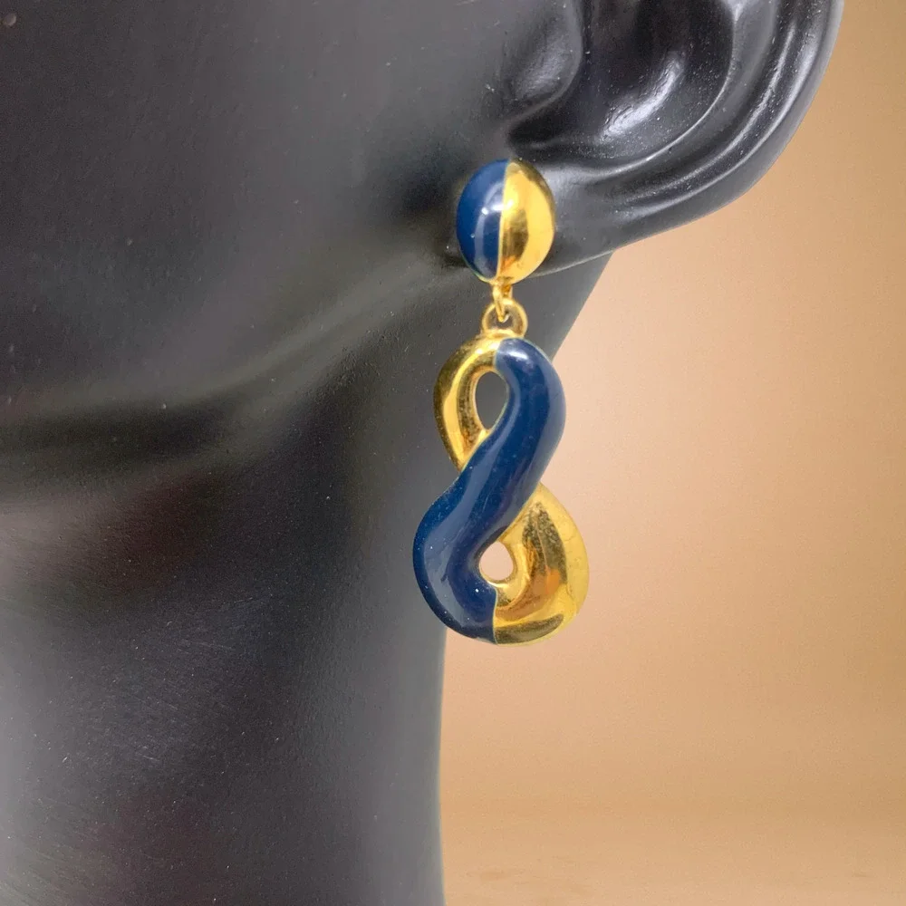 Vintage 1980's Monet Infinity Twist Navy Enamel Dangle Earrings Pierced Carded